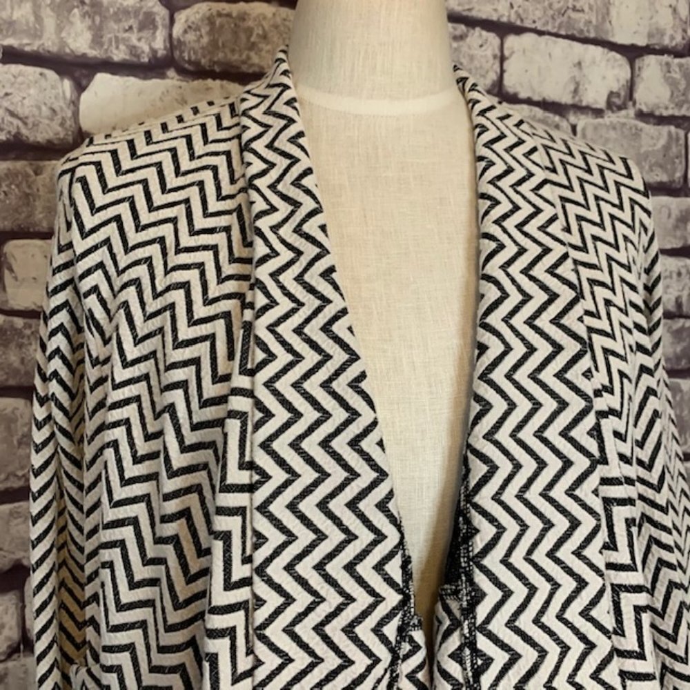 Blooms In The City Waterfall Cardigan Size Small - Picture 2 of 10